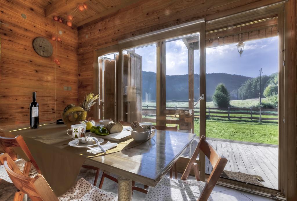 Chalet Sanjam Liku Villa Buzim Værelse billede